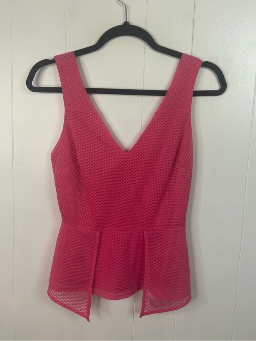 Bebe Vintage Y2K Pink Textured Peplum Tank Top Sleeveless Women’s Size XS club - Picture 3 of 9